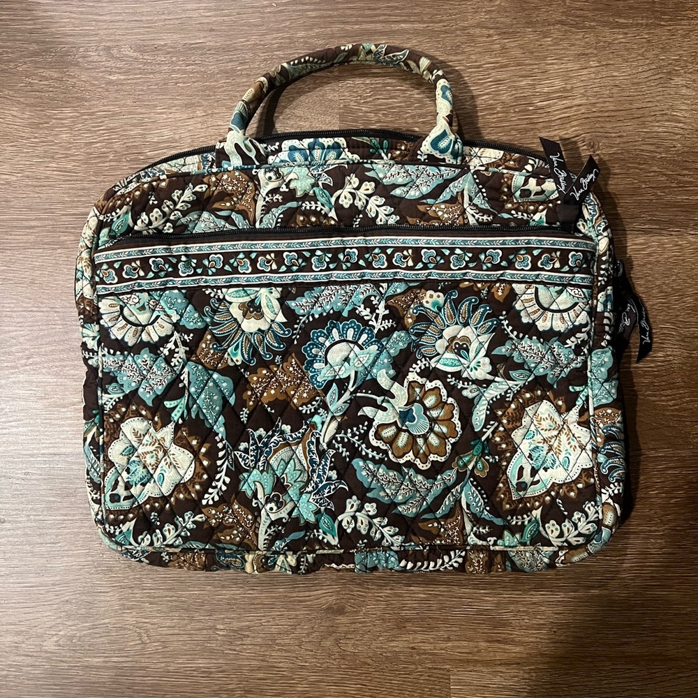 Vera Bradley laptop case in the color Java Blue